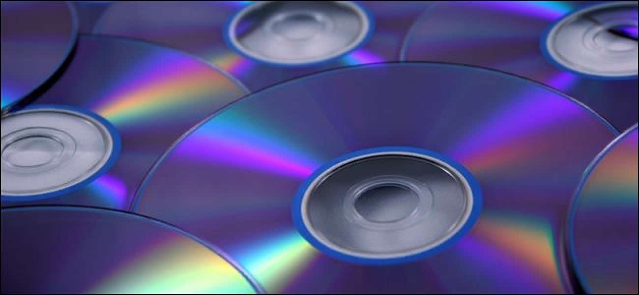 Nola suntsitu dezaket modu seguruan datu sentsibleen CDak / DVDak?