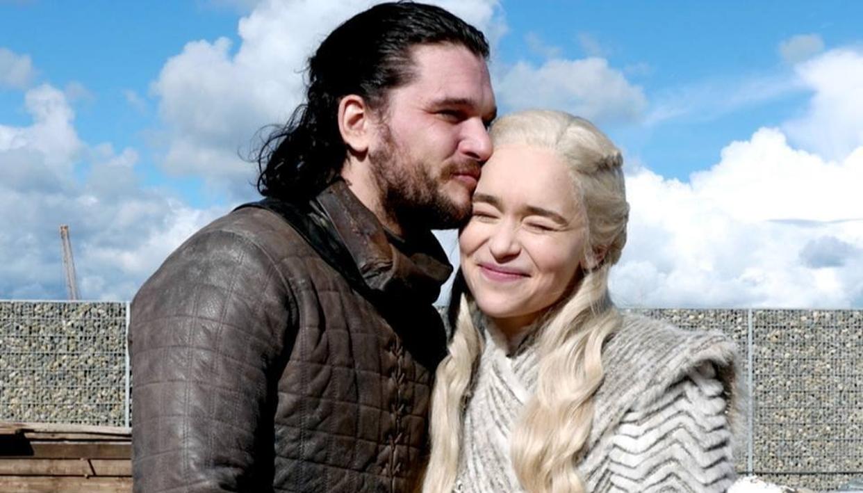 1 duela urtebete


Dataziorako aplikazio hau Cup of Thrones-en zaleentzat jokatzen ari da azken denboraldiaren aurretik

