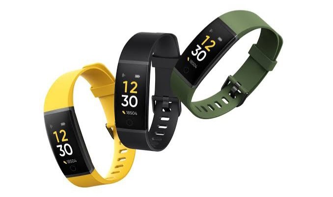 Fitness Trackers onenak SpO2, Lo, Bihotz Maiztasuneko eta Igeriketaren Jarraipenarekin
