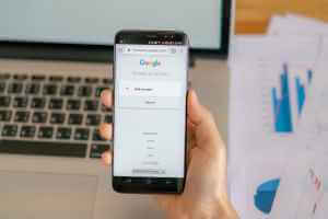 Nola hasi Google Kontu bat Android gailuetan
