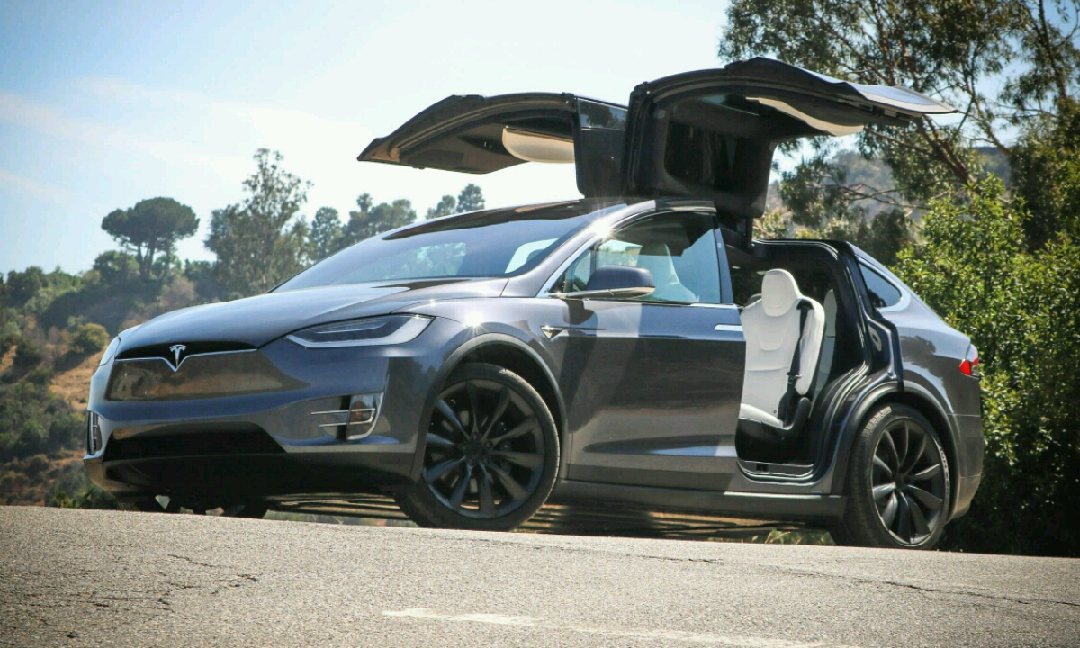 Tesla Model X eta S Modelak motor indartsuagoak izango dituzte orain
