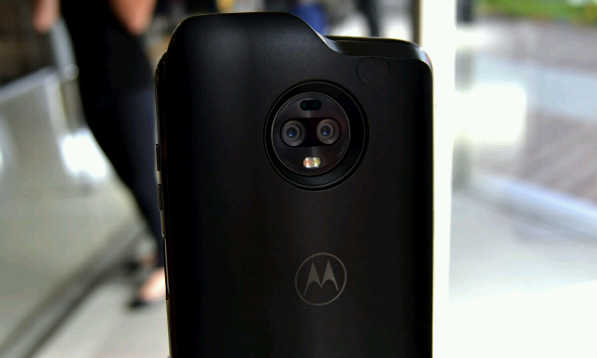 Munduko lehenengo 5G telefonoa Motorola Z3 da!
