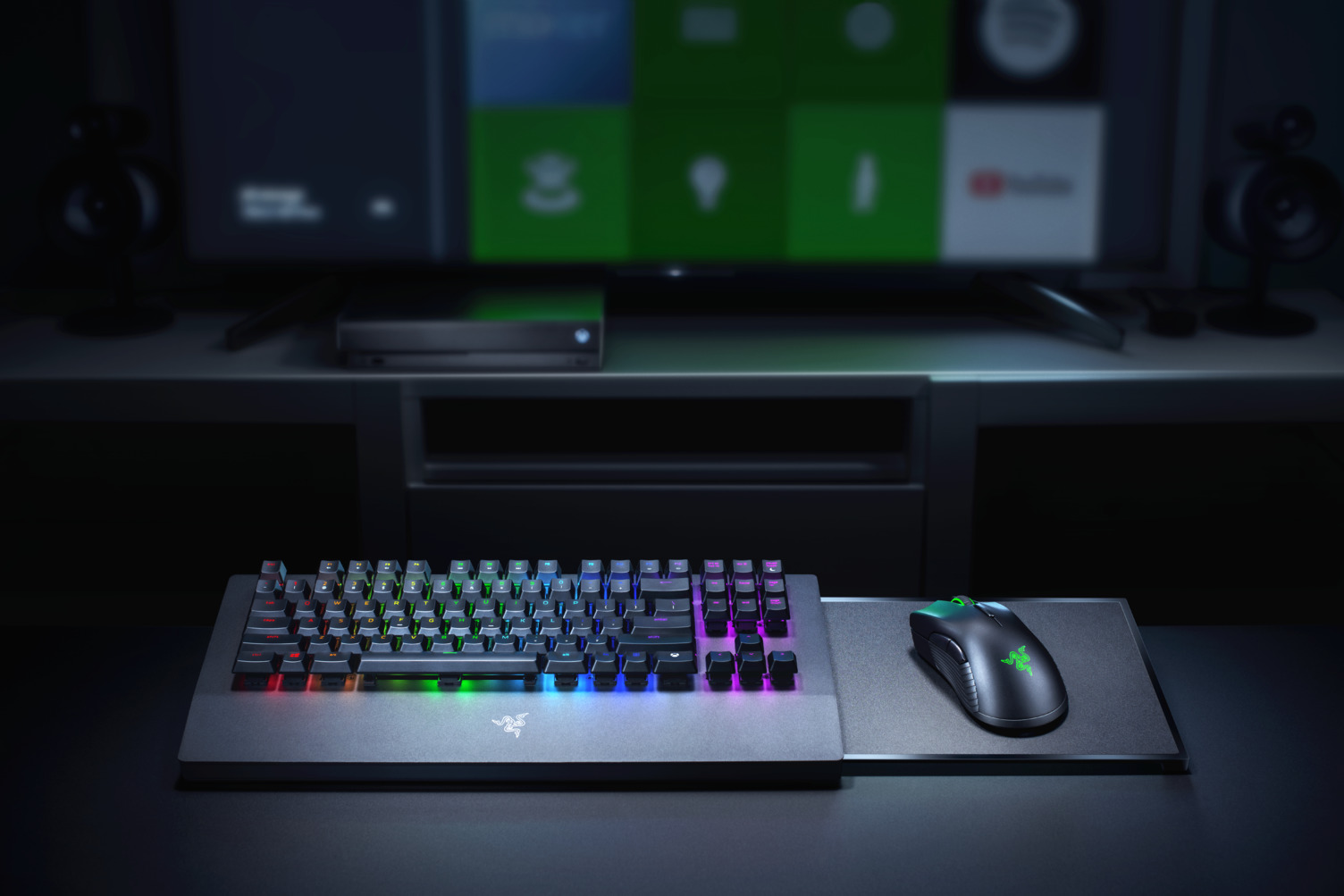 Razerrek Xbox One teklatu eta saguaren multzo bateragarria iragarri du!
