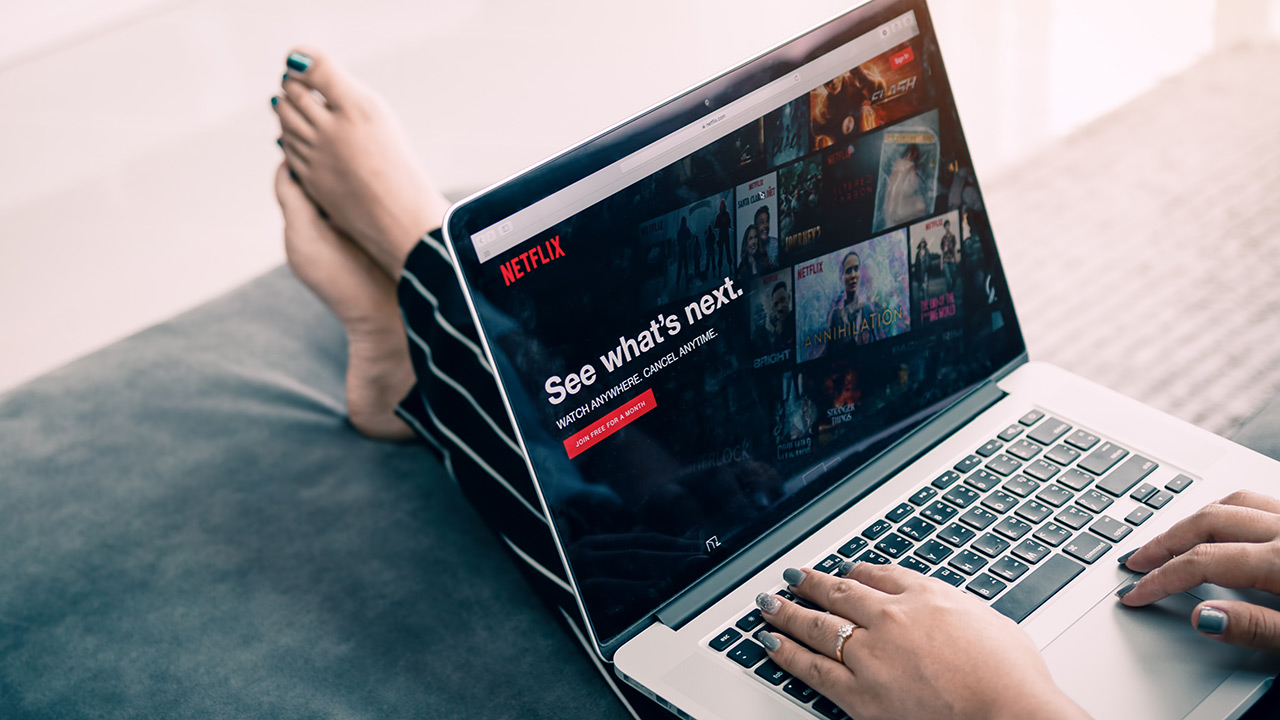 Netflix-ek plataforma aktiboko erabiltzaileen harpidetzak desaktibatzen ditu
