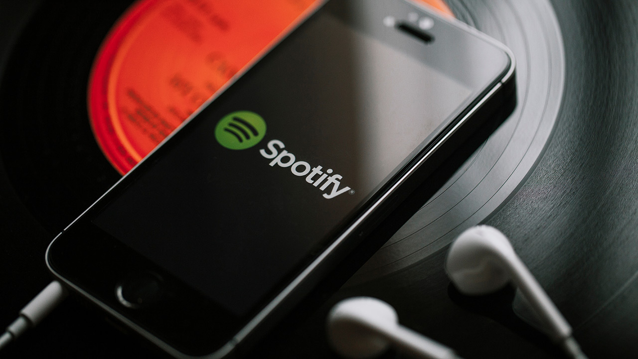 Spotify 2019an gehien ordaindutako harpidetzak dituen audio streaming plataforma da
