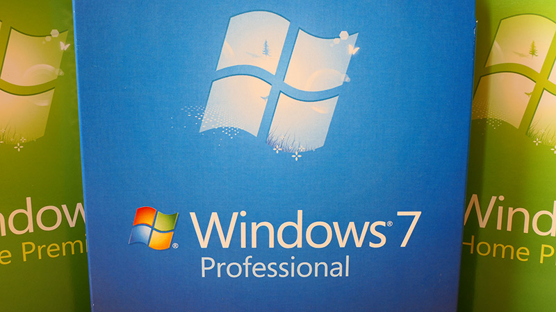 Windows 7  Laguntzaren amaierari buruzko pantaila osoko mezu bat bistaratuko da
