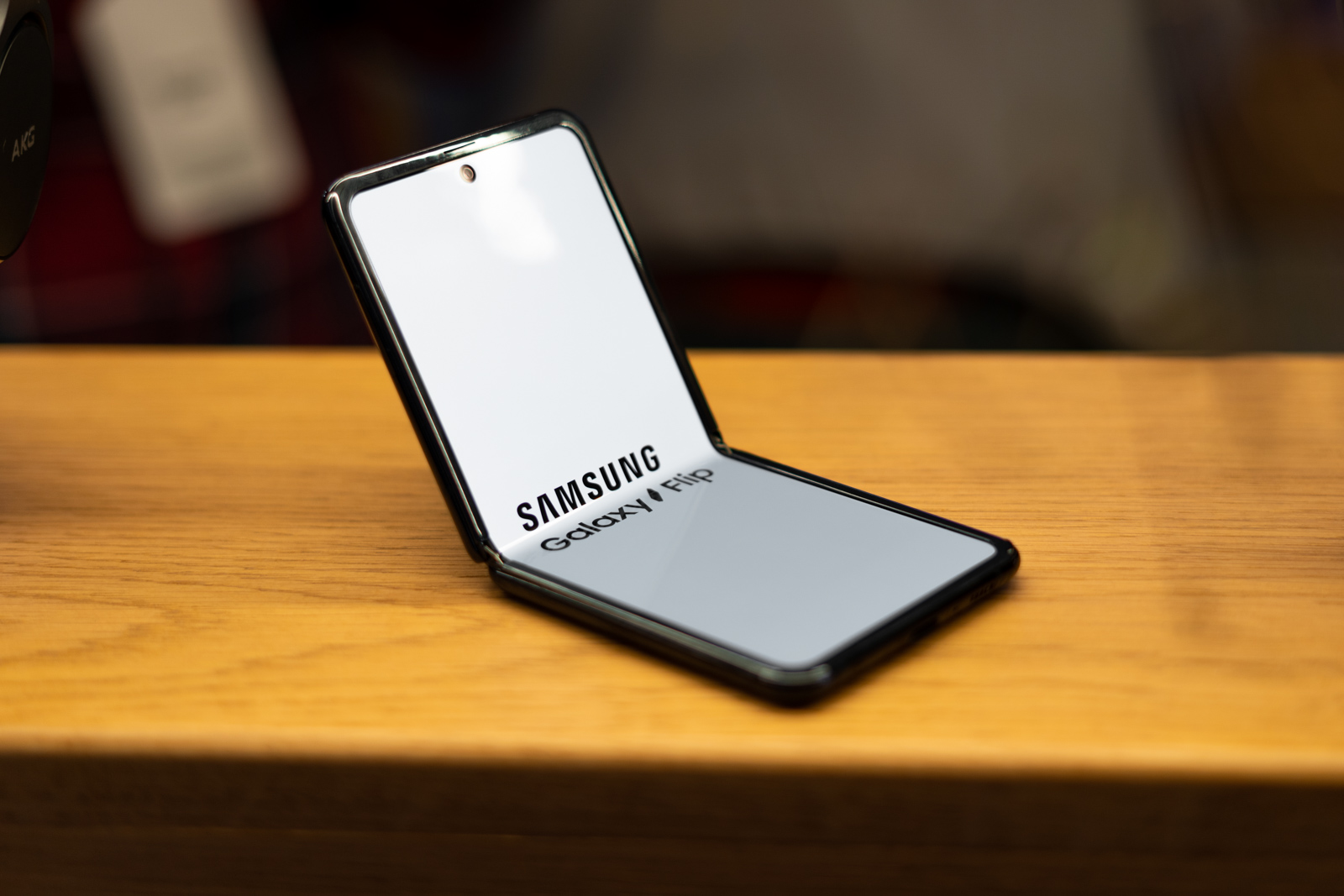 Samsung Galaxy Flip-ekin - lehen inpresioak
