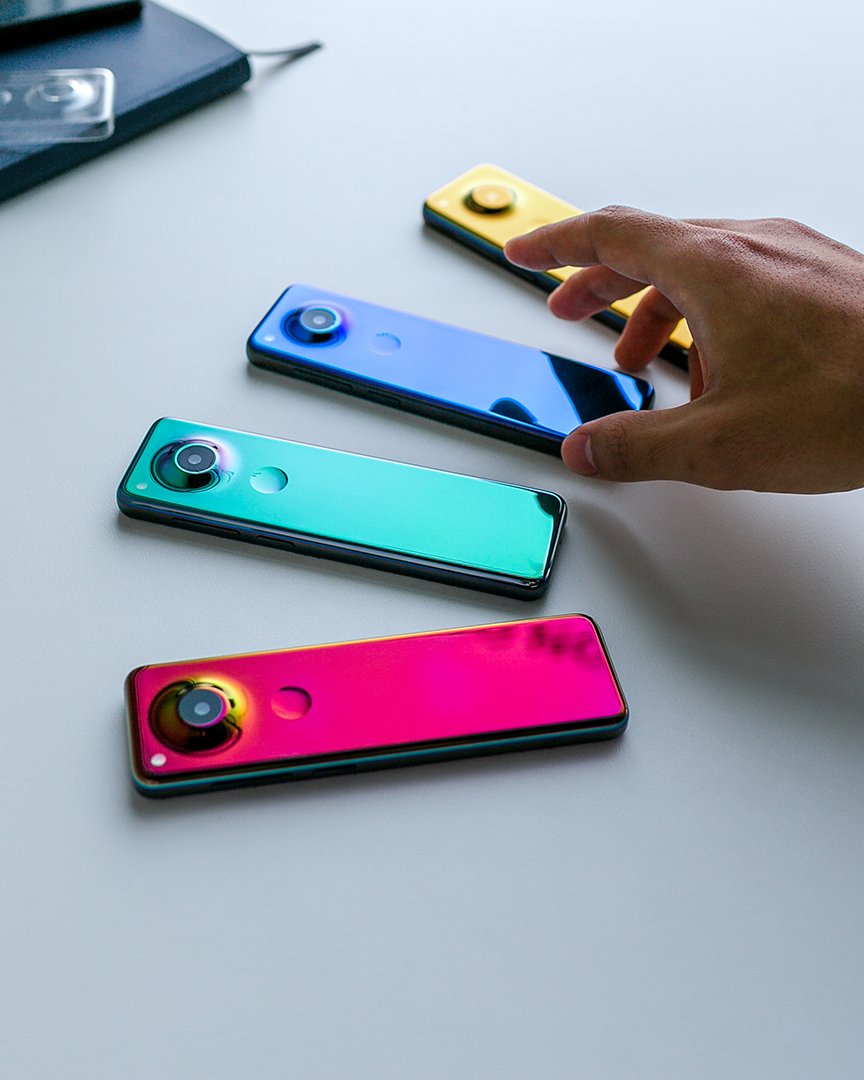  Inork ez du negarrik egingo.  Andy Rubin negozioak egiten ari da. Hori da Essential Phone eta Newton Mail-en amaiera
