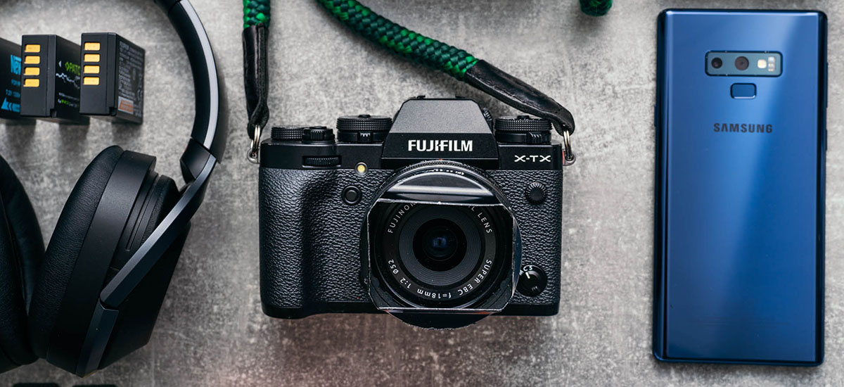 Zurrumurruak baieztatzen badira, Fujifilm X-T4 izango da merkatuan dagoen APS-C kamerarik gabeko ispilurik indartsuena
