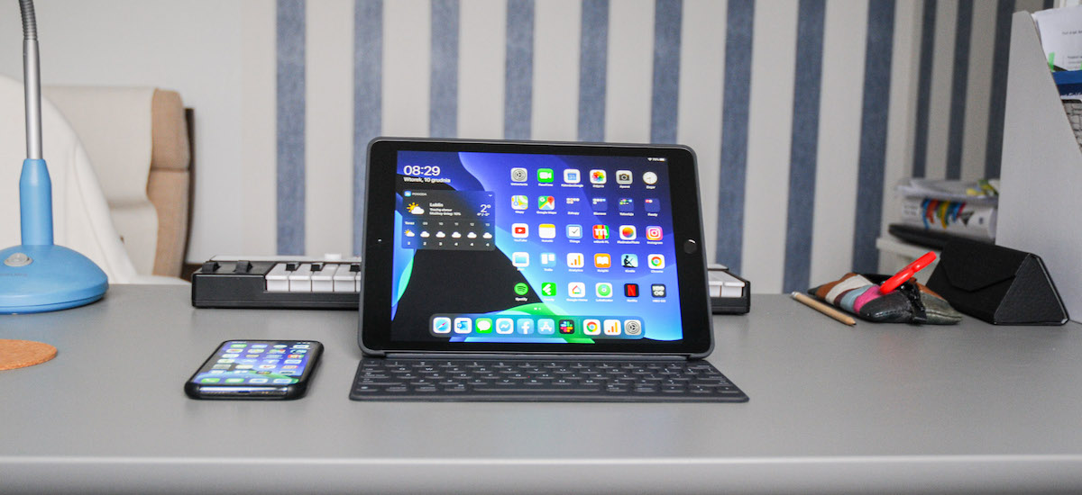 Esperimentua: MacBook ezkutatu nuen eta iPad batean lan egin nuen Smart Keyboard-ekin

