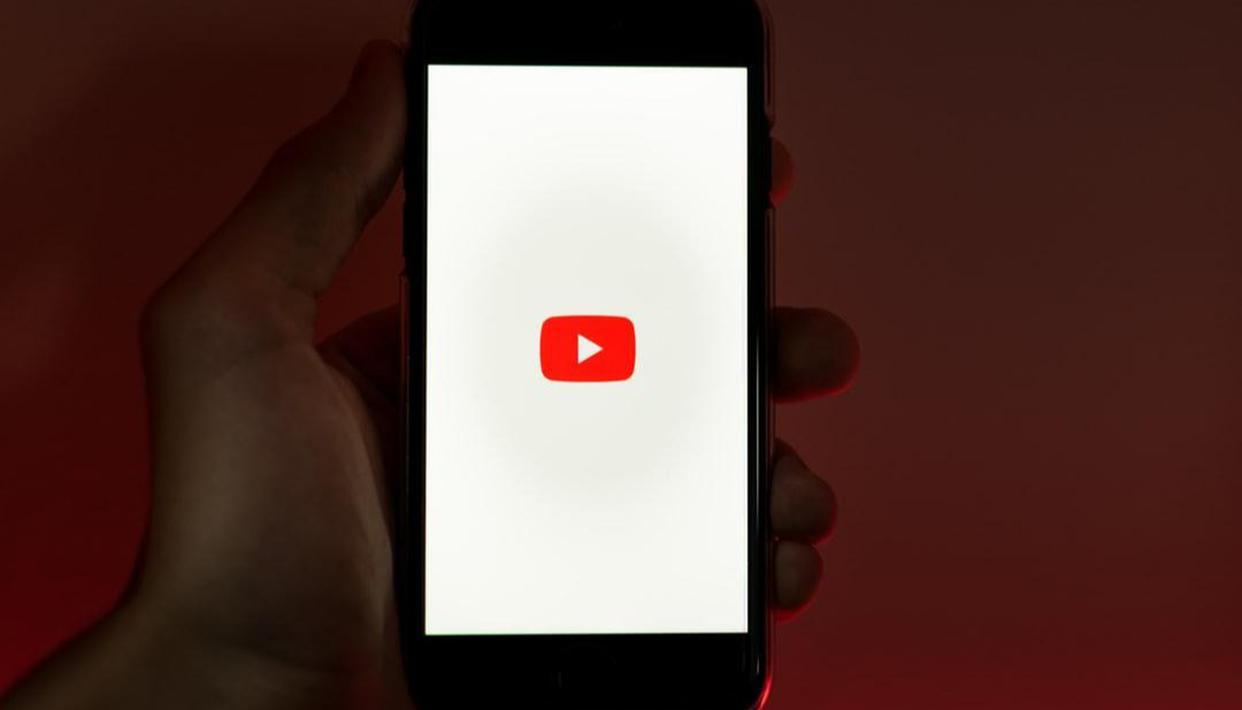 5 duela hilabete batzuk
											
											
												YouTube edukia moderatzeko politika: erronkak eta zailtasunak agerian
