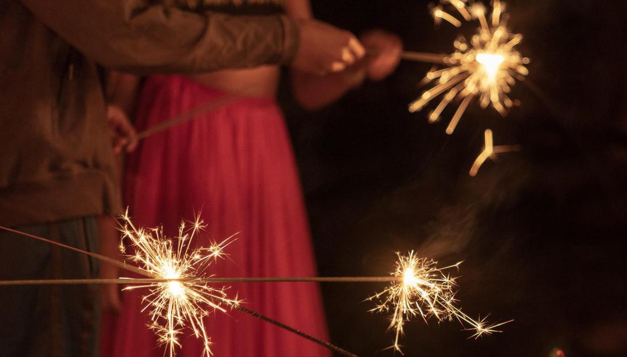 7 orain dela hilabete batzuk


Indiako Millenialek Diwali tradizionala, laikoa eta berdea nahi dute: OkCupid
