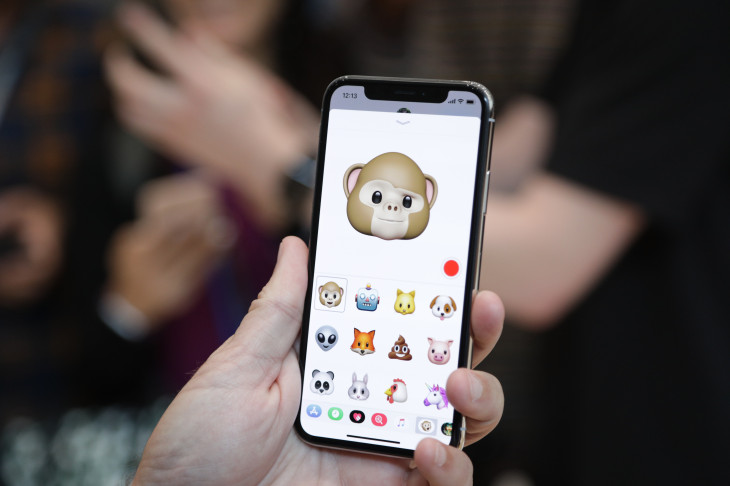 Apple pantailako teknologia berrituko du bateria aurrezteko
