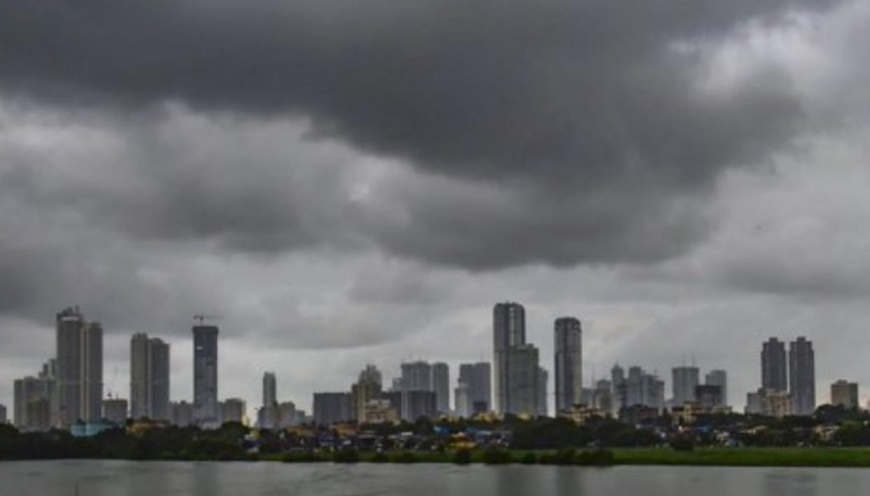 Duela 10 hilabete


Mumbai Euria 3.0 Komunikabideen joerak, nahiz eta lineako janari eskaera / entrega aplikazioak normalean bezala funtzionatzen duten 
