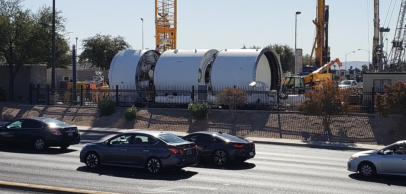 Elon Musk-ek Las Vegas-eko tunelaren indusketa amaitu zuen