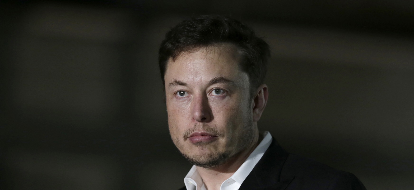  Elon Musk-ek honela dio: Tesla produkzioari ekin nion.  Ni atxilotu nazazu
