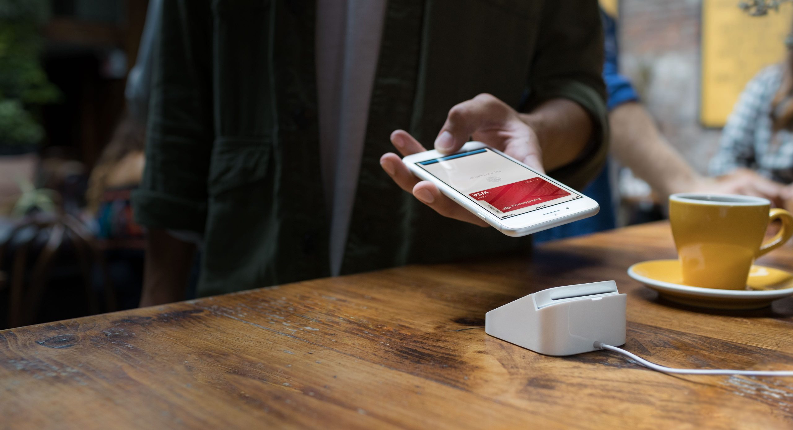 Erabilerarako dirua oparitzen ari da Bank Pekao Apple Pay
