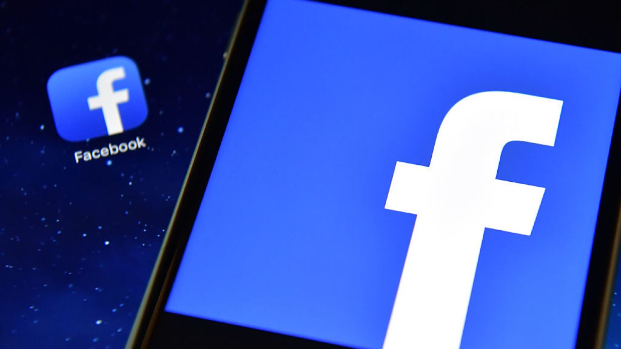 Facebook ve Instagram neden çöktü