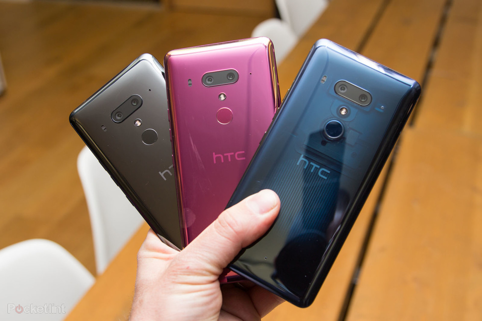 HTC U12 + oraindik ez da azken erabiltzailera iritsi!
