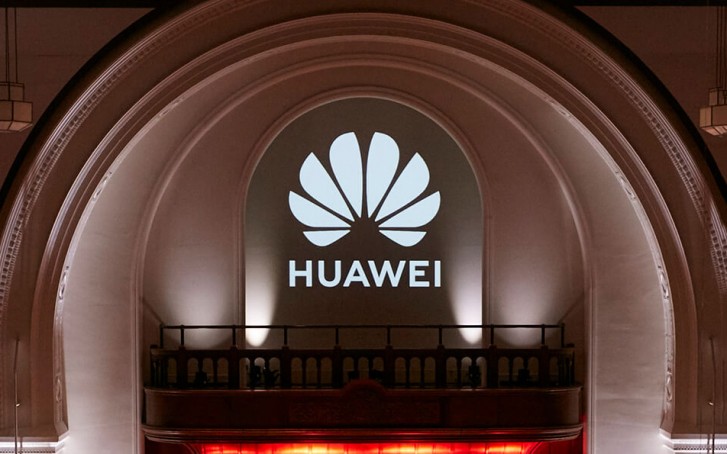 Huawei-k bere diru-sarrerak handitu ditu Amerikara!
