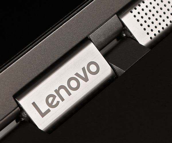 Lenovo Yoga C930-13IKB - ultrabook proba, bisagra hiztun berritzailearekin
