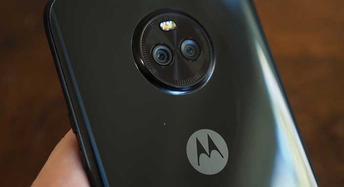Motorola patenteak pantaila tolesturako telefonoetarako lehenik
