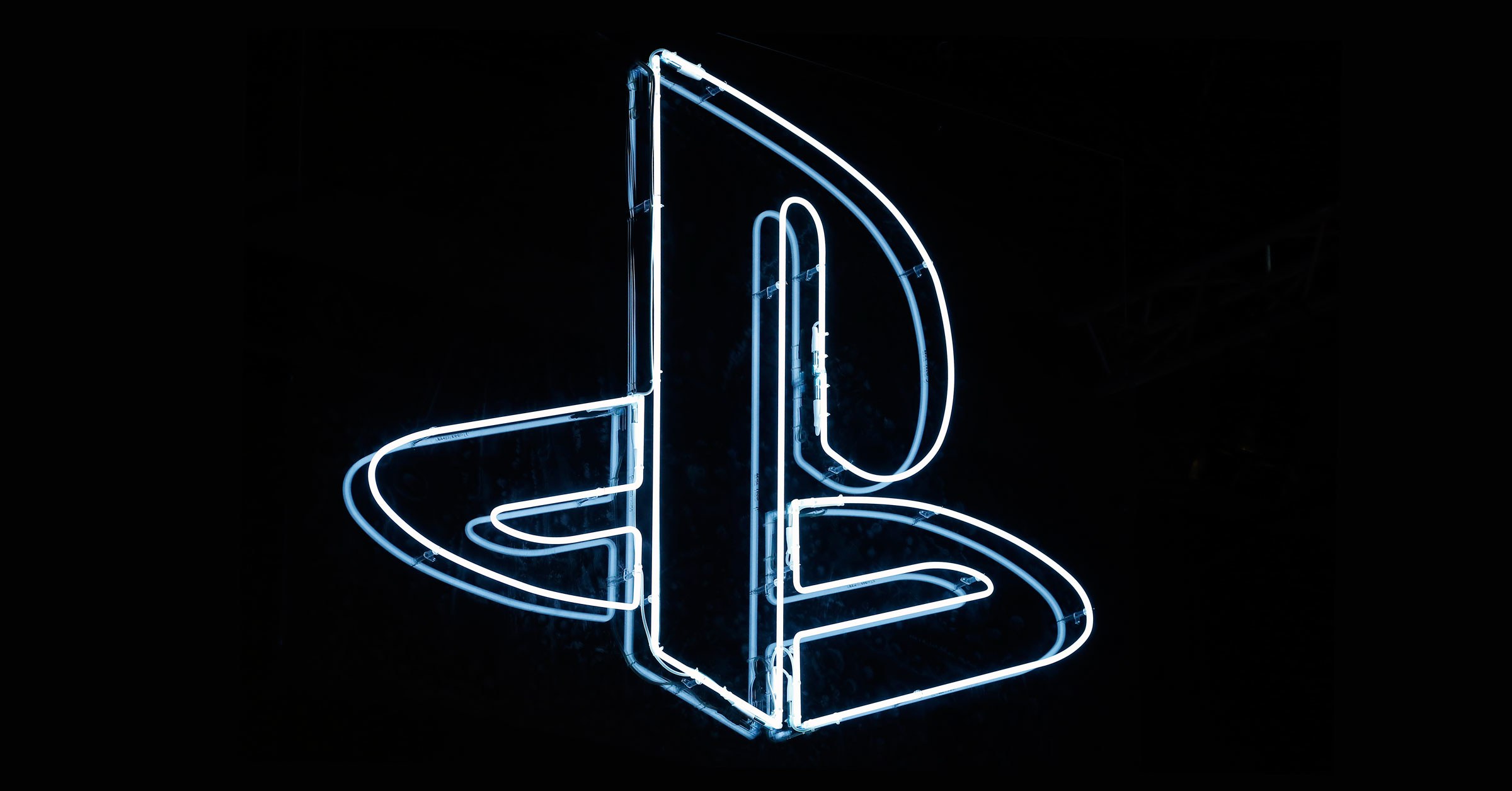 PlayStation 5 ön siparişe sunuldu!